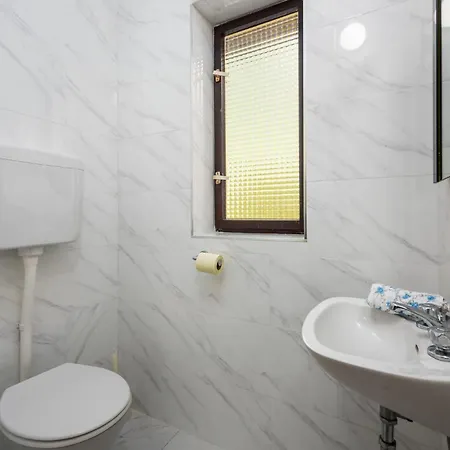 Beautiful In With Wifi 波雷奇